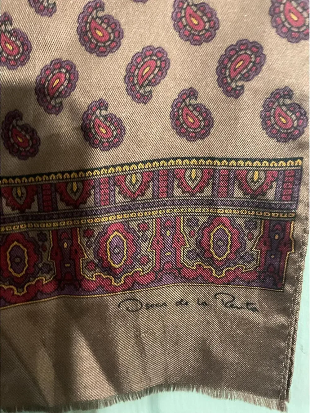 Oscar de la Renta Brown and Burgundy Paisley Patterned Women's  Silk Scarf